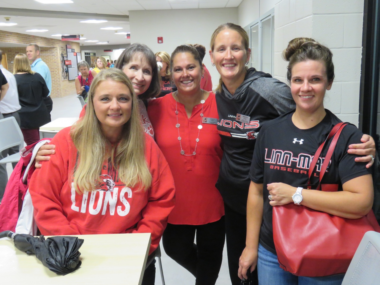 Welcome Back Assembly Kicks Off School Year - Linn-Mar Community School ...