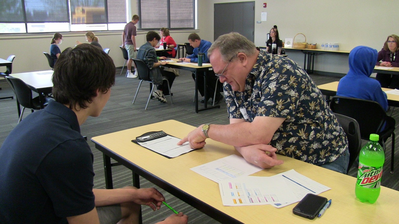 Financial Advisors work with students